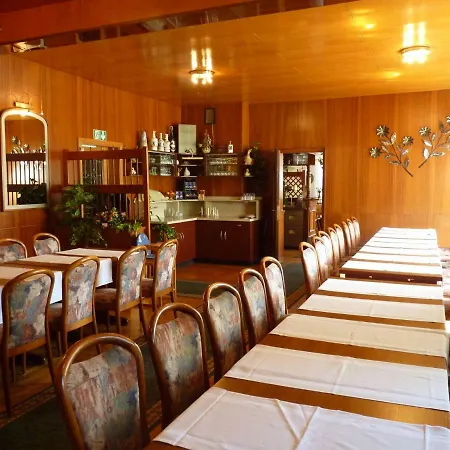 Мини-отель Helmerser Wirtshaus Struth-Helmershof