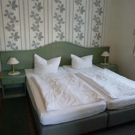 Helmerser Wirtshaus 여관