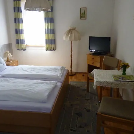 Helmerser Wirtshaus Inn *