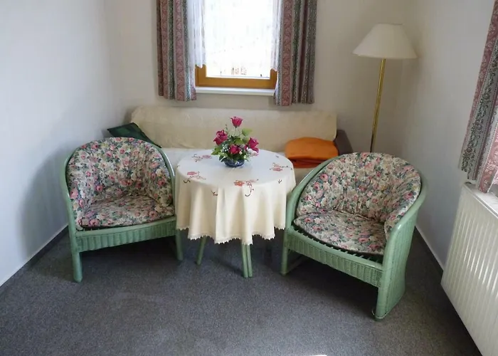 Penzion Helmerser Wirtshaus Struth-Helmershof