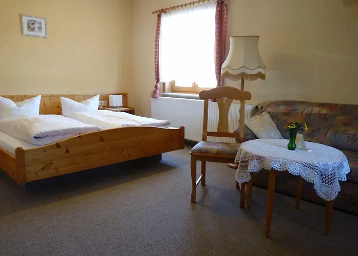 Helmerser Wirtshaus * Struth-Helmershof